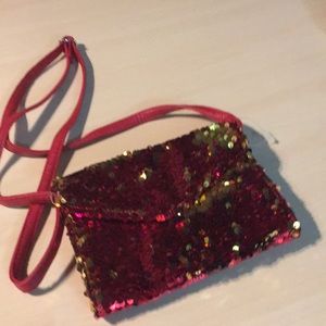 Flip purse